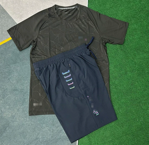 noir+bleu marine